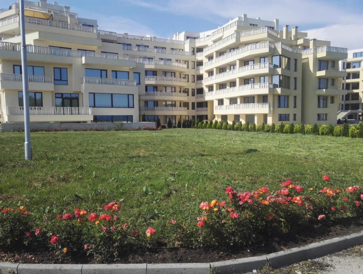 Apartments Sarafovo Burgas ภายนอก รูปภาพ